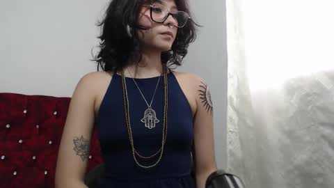 Snapshot of lia_carter_ chatting on October 21, 9:07 pm Lia online show from October 21, 9:07 pm