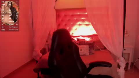 Snapshot of lia_jhosson_ chatting on September 18, 9:08 pm Lia online show from September 18, 9:08 pm