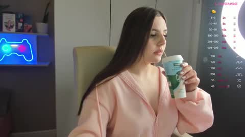 Snapshot of lia_lil chatting on September 30, 2:49 pm Lia online show from September 30, 2:49 pm