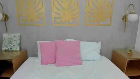 Snapshot of lia_sexx19 chatting on February 6, 5:35 am Lia online show from February 6, 5:35 am