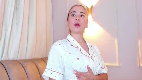 liz walton online show from October 14, 3:59 pm