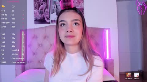 Lia  online show from January 8, 11:05 am