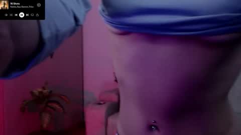 Liaa  online show from November 6, 1:19 am