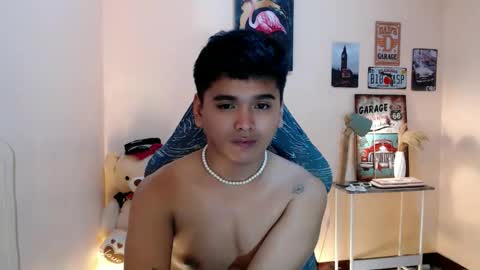 Snapshot of liam_anthonyxx chatting on October 15, 4:30 pm liam_anthonyxx online show from October 15, 4:30 pm