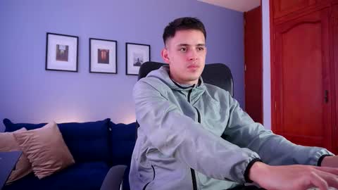 Liam online show from February 26, 2:49 pm