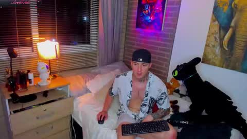 liam online show from March 5, 7:28 am