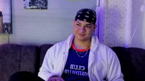 liam online show from December 3, 12:39 pm