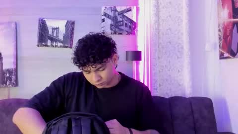 liam online show from October 21, 12:32 pm