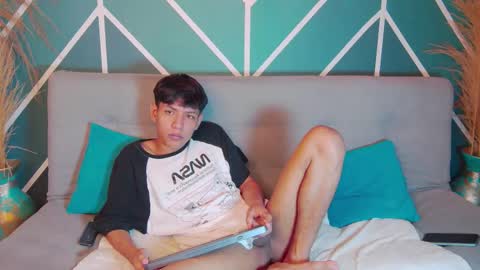 Liam online show from December 18, 12:55 pm