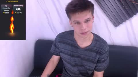 liam_york online show from March 14, 4:22 pm