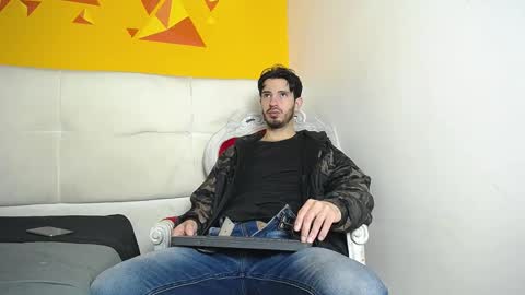 Snapshot of liamluxe chatting on March 9, 1:04 pm LiamLuxe online show from March 9, 1:04 pm