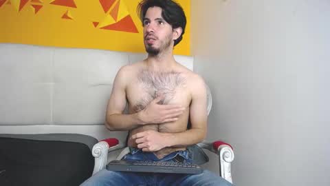 Snapshot of liamluxe chatting on February 13, 4:07 pm LiamLuxe online show from February 13, 4:07 pm