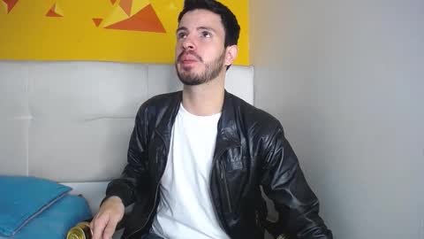 Snapshot of liamluxe chatting on September 14, 1:56 pm LiamLuxe online show from September 14, 1:56 pm