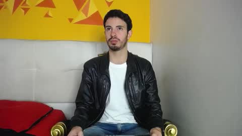 Snapshot of liamluxe chatting on October 20, 12:54 pm LiamLuxe online show from October 20, 12:54 pm