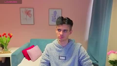 liammerci online show from November 10, 12:19 pm