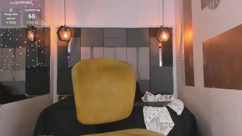 Liam online show from February 21, 1:03 pm