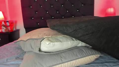 liamtrevor online show from December 22, 9:10 pm