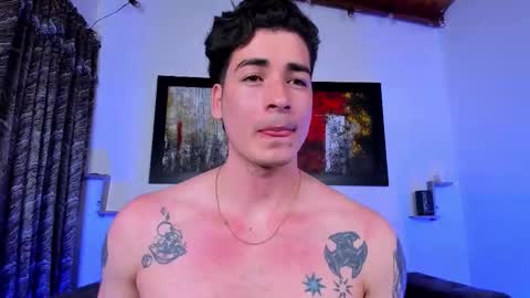 Snapshot of liamwyatt_ chatting on October 11, 5:12 am liamwyatt_ online show from October 11, 5:12 am