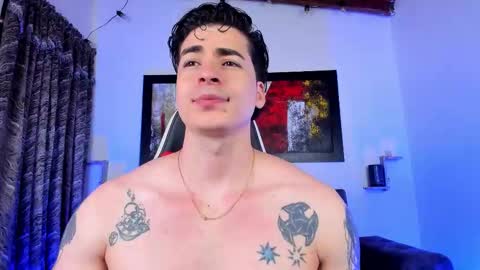 Snapshot of liamwyatt_ chatting on October 19, 3:22 am liamwyatt_ online show from October 19, 3:22 am
