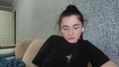 liana_diva online show from February 12, 4:43 pm