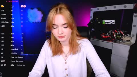 Snapshot of liana_kisses chatting on February 17, 2:17 pm Little Liana online show from February 17, 2:17 pm