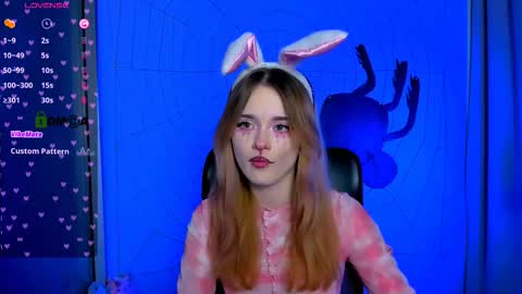 Snapshot of liana_kisses chatting on October 21, 7:50 pm Little Liana online show from October 21, 7:50 pm