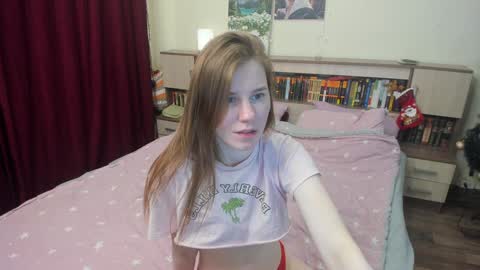lianamiller88 online show from December 22, 3:33 pm