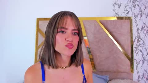 liaross online show from January 10, 6:57 pm