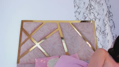 liaross online show from February 10, 6:22 pm