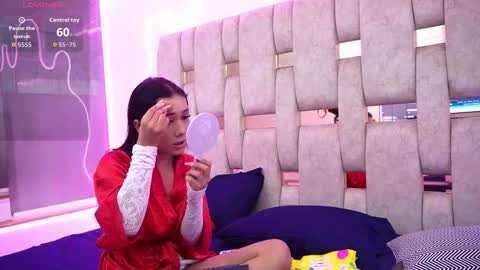 liasuaza online show from March 20, 1:05 pm