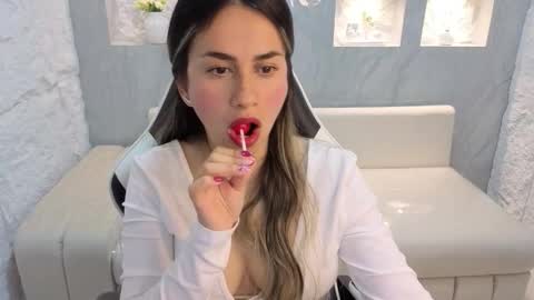 Online 800 to 1400 online show from November 28, 2:02 pm