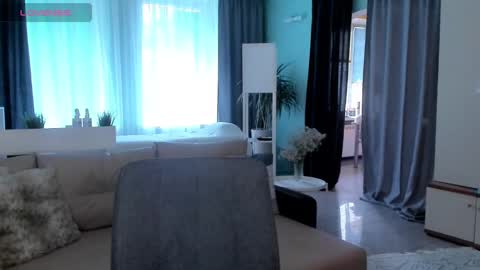 Snapshot of libby_nora chatting on February 27, 6:24 am Libby online show from February 27, 6:24 am