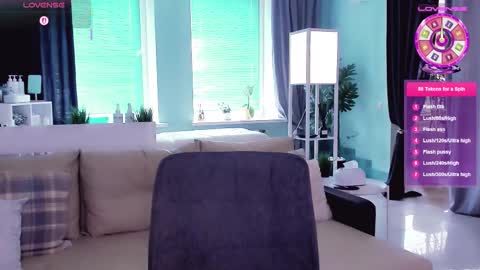 Snapshot of libby_nora chatting on September 12, 10:17 am Libby online show from September 12, 10:17 am