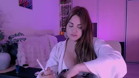 libra_mia online show from September 18, 6:50 am