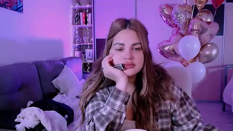 libra_mia online show from October 19, 3:00 am