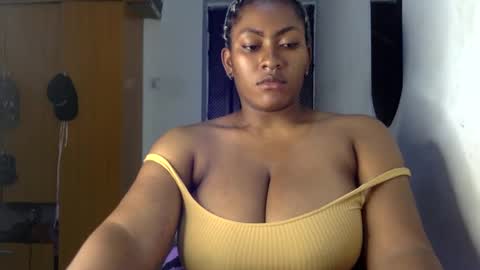 Snapshot of lick_my_pussyyy226651 chatting on February 25, 4:14 am caira online show from February 25, 4:14 am