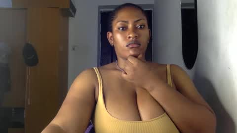 Snapshot of lick_my_pussyyy226651 chatting on March 7, 4:02 am caira online show from March 7, 4:02 am