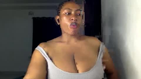 Snapshot of lick_my_pussyyy226651 chatting on October 18, 12:15 am caira online show from October 18, 12:15 am