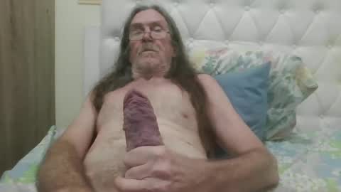 Snapshot of lickittostickit chatting on March 5, 11:05 pm lickittostickit online show from March 5, 11:05 pm