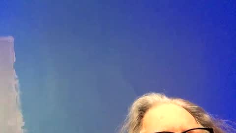 LickYourYoni online show from December 28, 11:16 pm