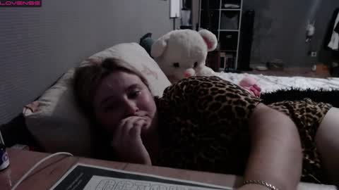 light_lunaa online show from September 15, 3:13 pm