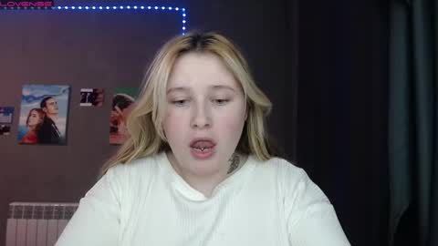 light_lunaa online show from November 28, 2:35 pm