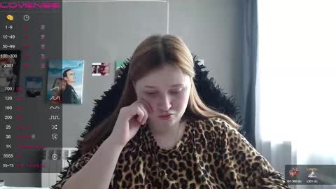 light_lunaa online show from March 8, 10:41 am