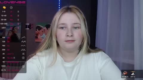 light_lunaa online show from November 8, 11:02 am