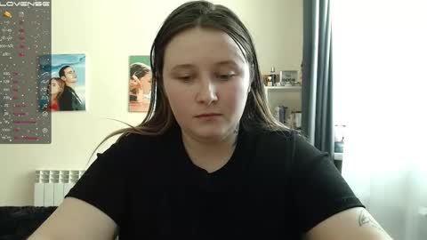 light_lunaa online show from February 23, 9:00 am