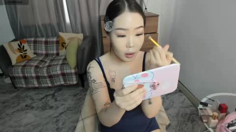 Melissa online show from April 16, 8:14 am