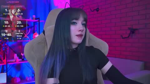 LiLu online show from February 21, 4:43 pm