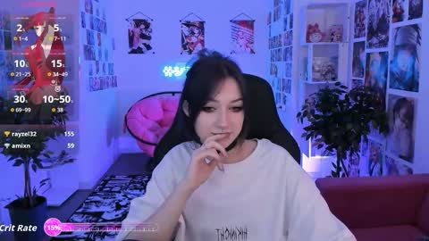 Snapshot of lii_luu chatting on October 19, 6:12 pm LiLu online show from October 19, 6:12 pm