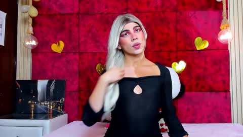 liiacollins online show from January 12, 7:32 pm