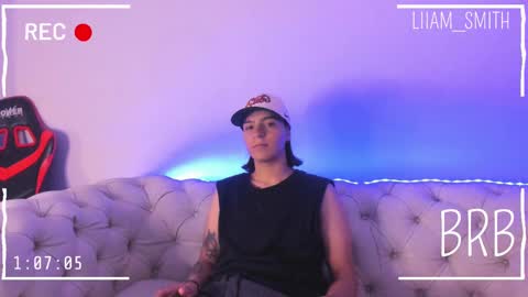 Snapshot of liiam_smith_ chatting on February 25, 11:54 am liiam_smith_ online show from February 25, 11:54 am